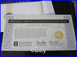 1/24 Franklin Mint Richard Petty 1984 Pontiac Grand Prix Sig. Edition b20a588