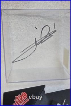 1/43 Quartzo Lotus 49B Gold Leaf, 1968 US Grand Prix signed by Mario Andretti