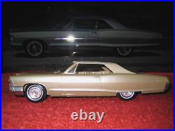 1965 Pontiac Grand Prix Amt Dealer Promo 125 Rare Champagne/tan