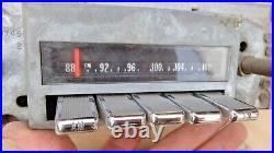 1969 1970 Pontiac Grand Prix AM FM RADIO Original GM model 92GFM1 Delco 7307602