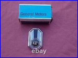 1978-80 Pontiac Grand Prix trunk lock emblem assembly, NOS! 20048501 deck lid