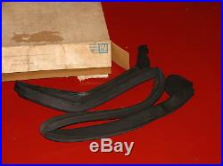 76 77 Nos Roof Weatherstrip Monte Carlo Regal Gp Cutlass