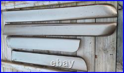 97-03 Pontiac Grand Prix sedan lower door trim molding L&R Set Topaz Gold