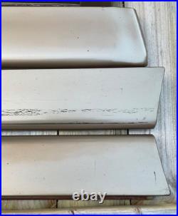 97-03 Pontiac Grand Prix sedan lower door trim molding L&R Set Topaz Gold