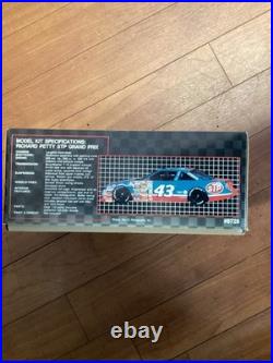 AMT ERTL RICHARD PETTY STP Grand Prix 6728 Vintage Model Car Kit 125 Sealed