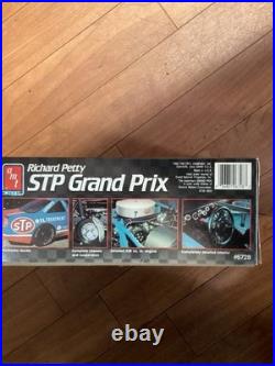 AMT ERTL RICHARD PETTY STP Grand Prix 6728 Vintage Model Car Kit 125 Sealed