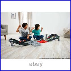 Hot Wheels Formula 1 Grand Prix Circuit Track Set with 3 Diecast Cars Scale 164