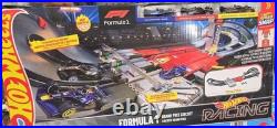 Hot Wheels Formula 1 Grand Prix Circuit Track Set with 3 Diecast Cars Scale 164
