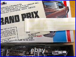 Mpc 1972 Pontiac Grand Prix Mint Unbuilt Model Kit