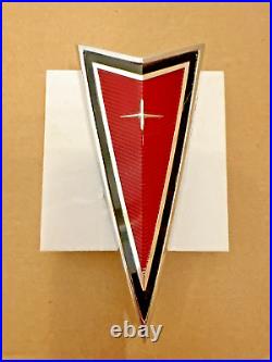 NOS 1977-81 NOS Pontiac Grand Am Fire Bird Grand Prix Header Emblem GM 499724